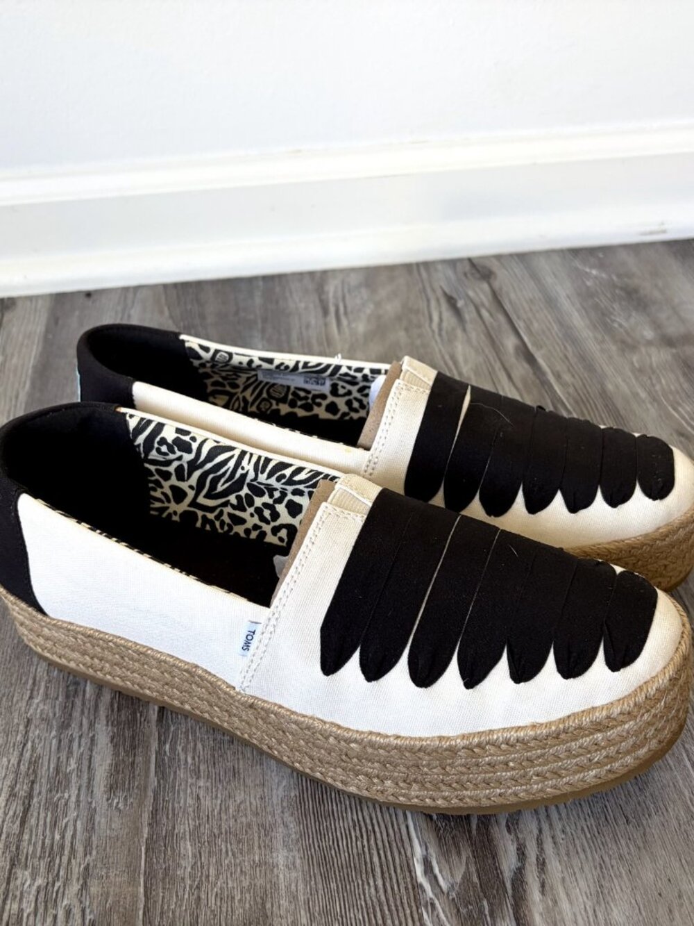 TOMS Valencia Platform Espadrilles Women's 10 NWT